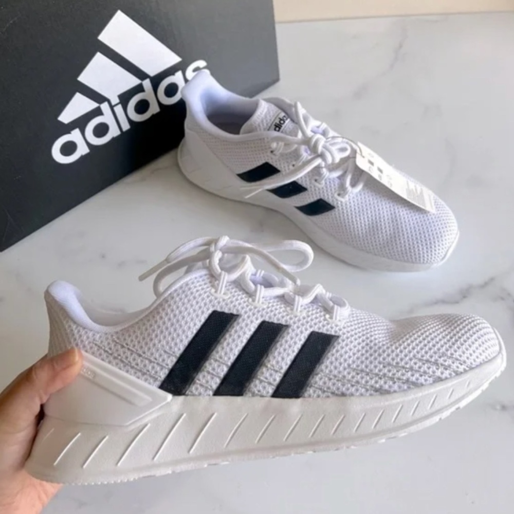 adidas questar